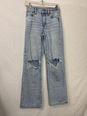 American Eagle Strigid Wide Leg Jeans Ripped Knee Frayed Detail Junior Size 00